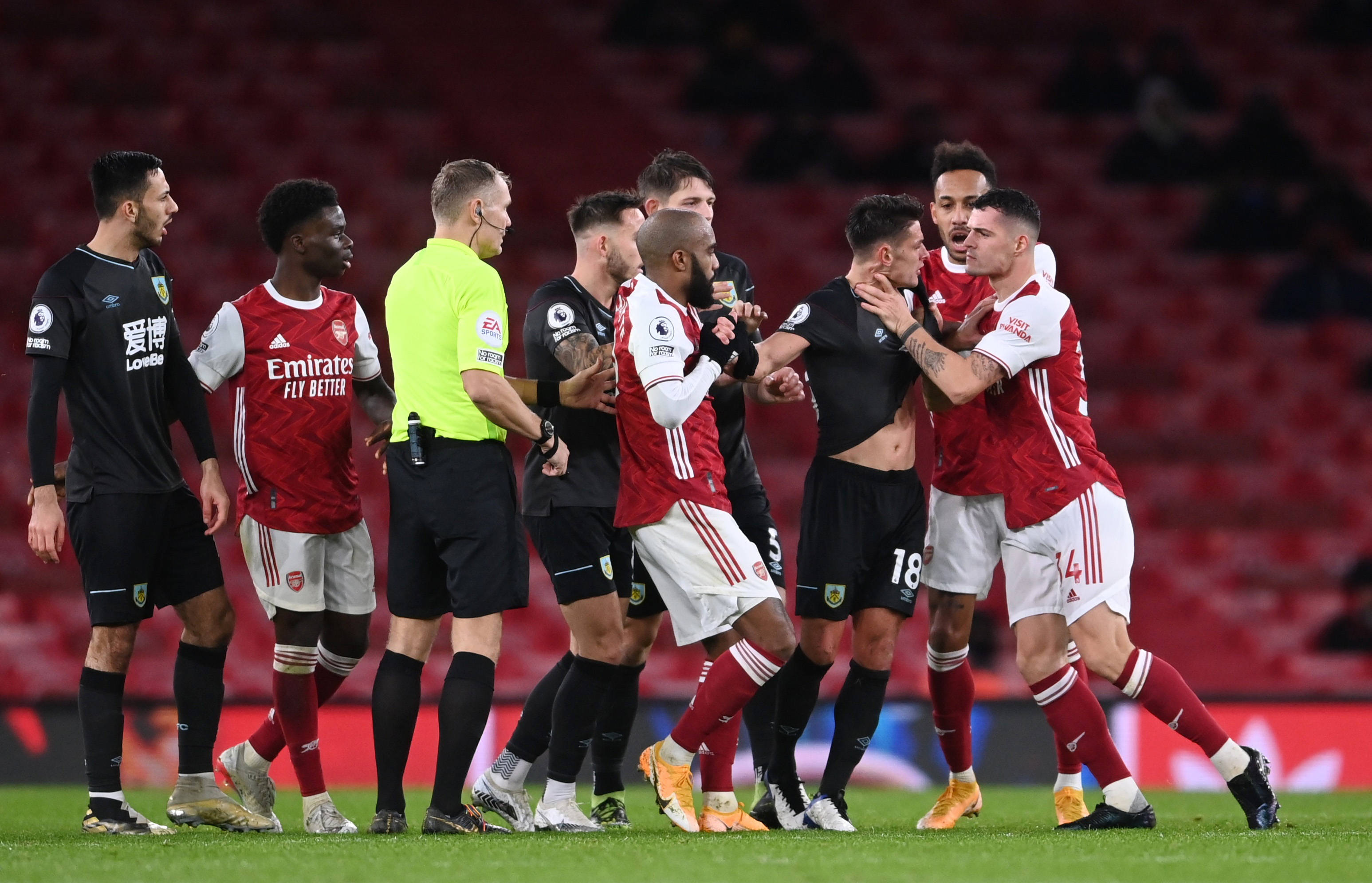 了他对比赛 了他对比赛